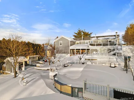 $999,999 | 3175 Court Street, Yorktown Heights, NY 10598