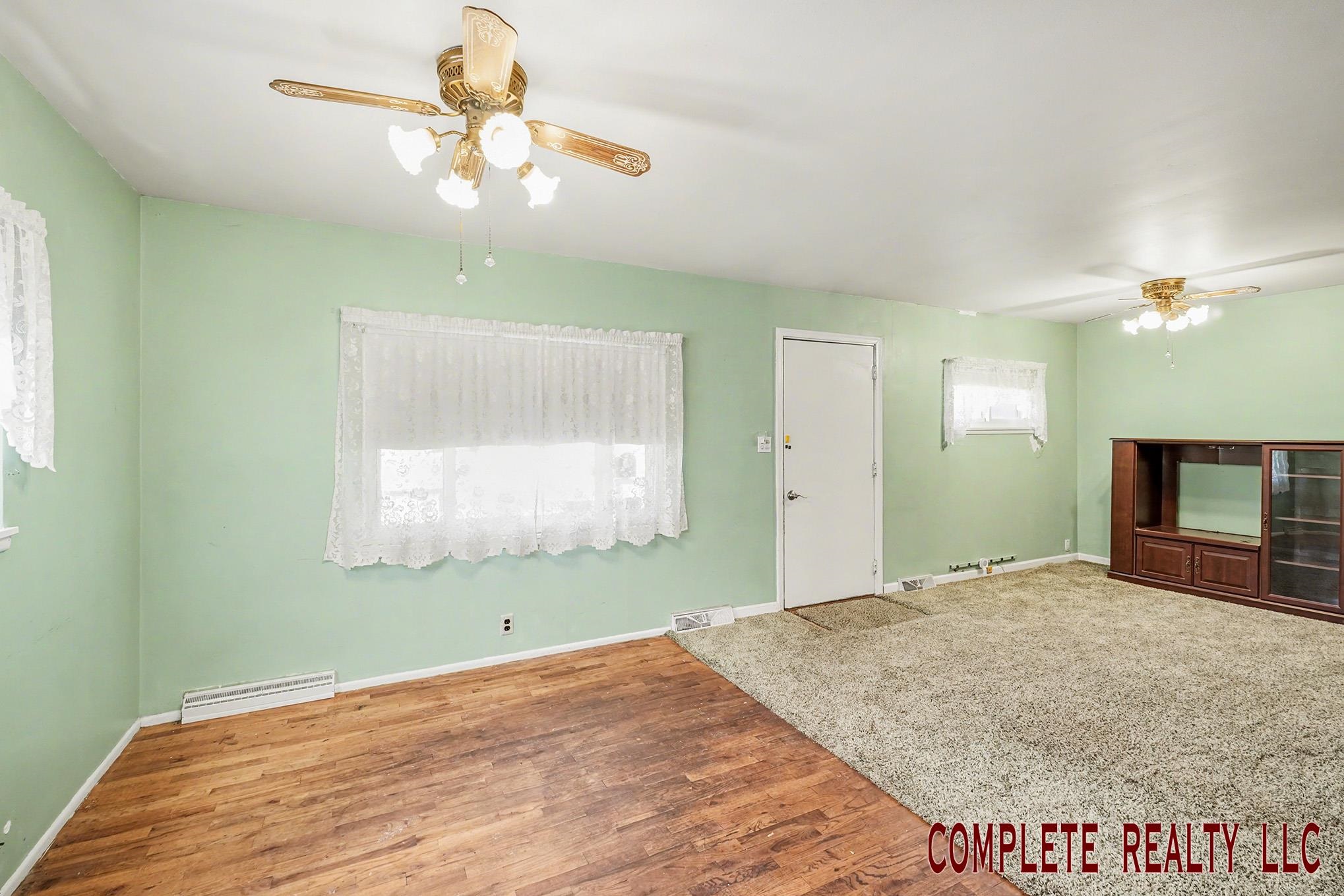 6062 Hopkins Road Flint, MI 48506 - Photo 6 of 25 50204920-06e98b39-6f83-424f-a3d2-209457788118.JPG