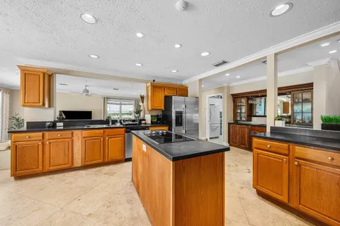 $1,750,000 | 1560 Southwest 17th Street, Boca Raton, FL 33486