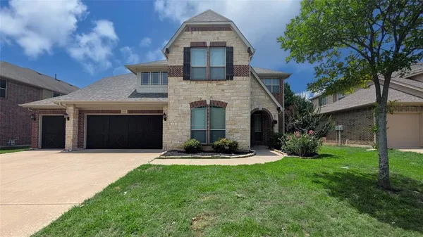 $442,500 | 952 Tara Drive, Burleson, TX 76028