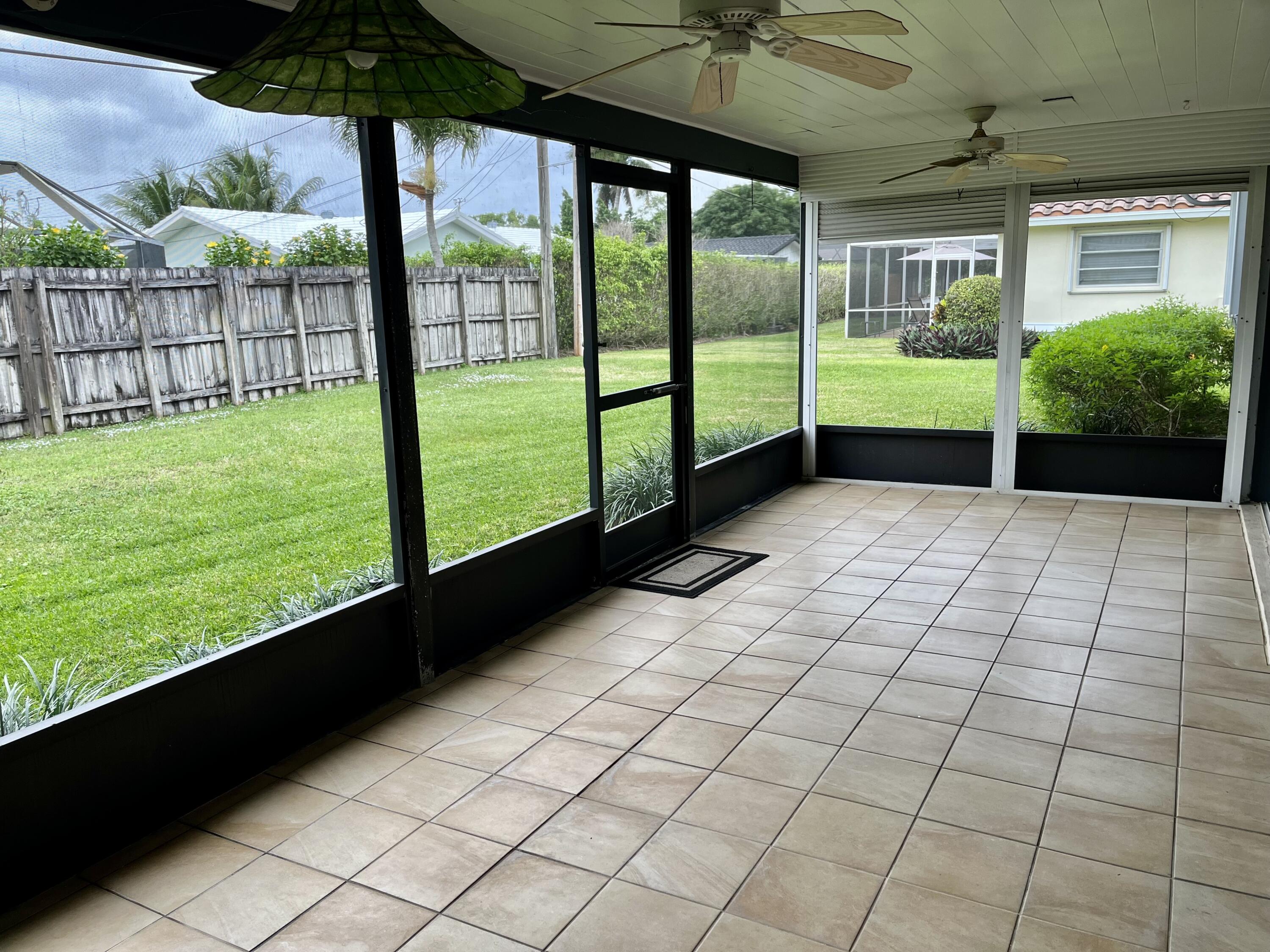 1939 Sharon Street Boca Raton, FL 33486 - Photo 23 of 26 IMG_2994