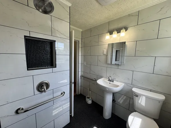 $1,200 | 129 Clearview Drive, Clarksville, TN 37043