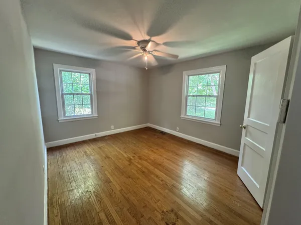 $1,200 | 129 Clearview Drive, Clarksville, TN 37043