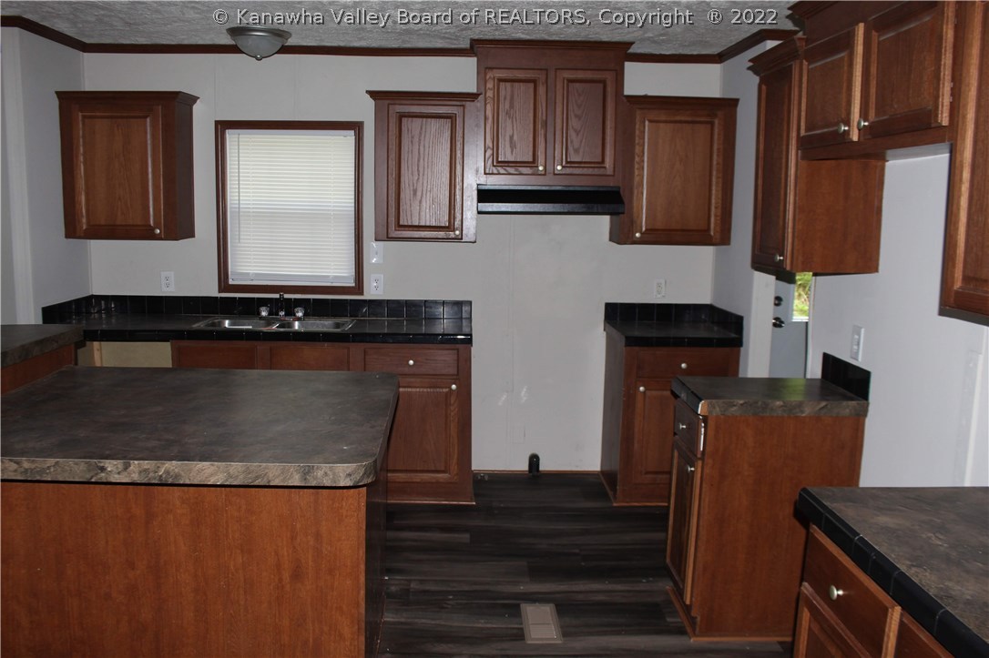 157 Lower White Oak Road Ashford, WV 25009 - Photo 4 of 29 Gallery Image 4