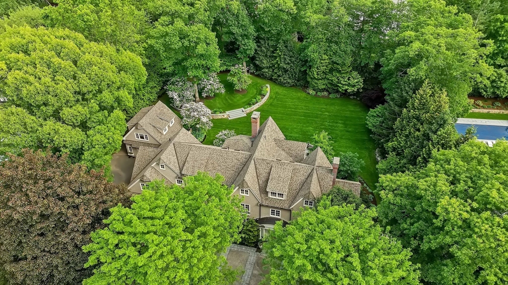 14 Greylock Road Wellesley, MA 02481 - Photo 30 of 32 Gallery Image 30