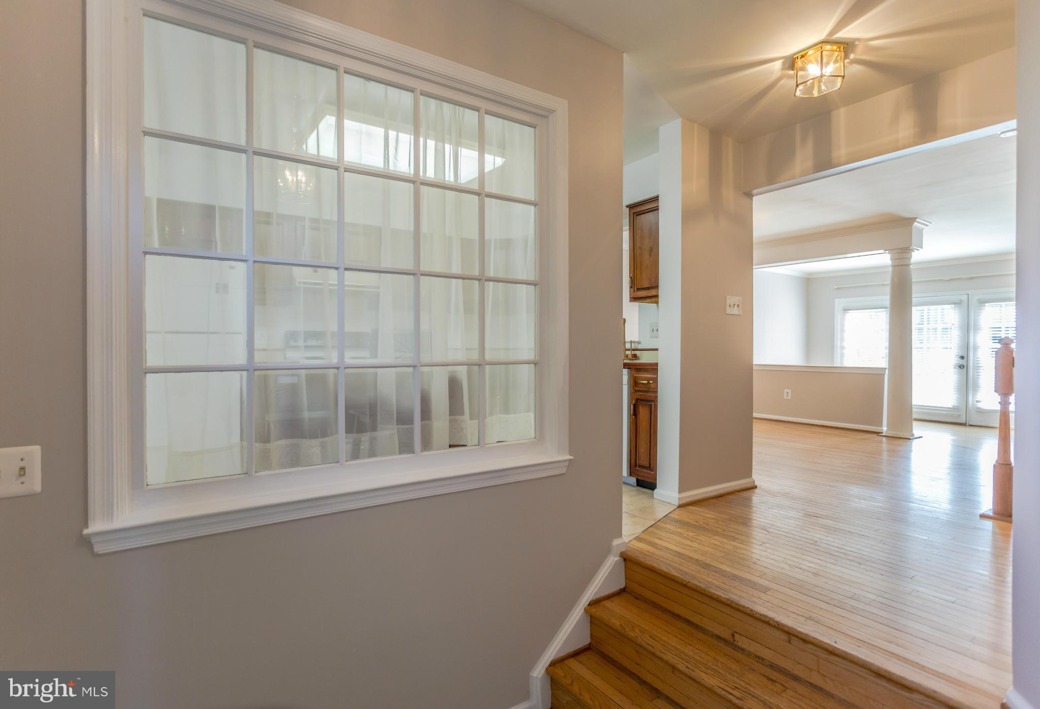 3835 Inverness Road Fairfax, VA 22033 - Photo 2 of 26 Interior (General)