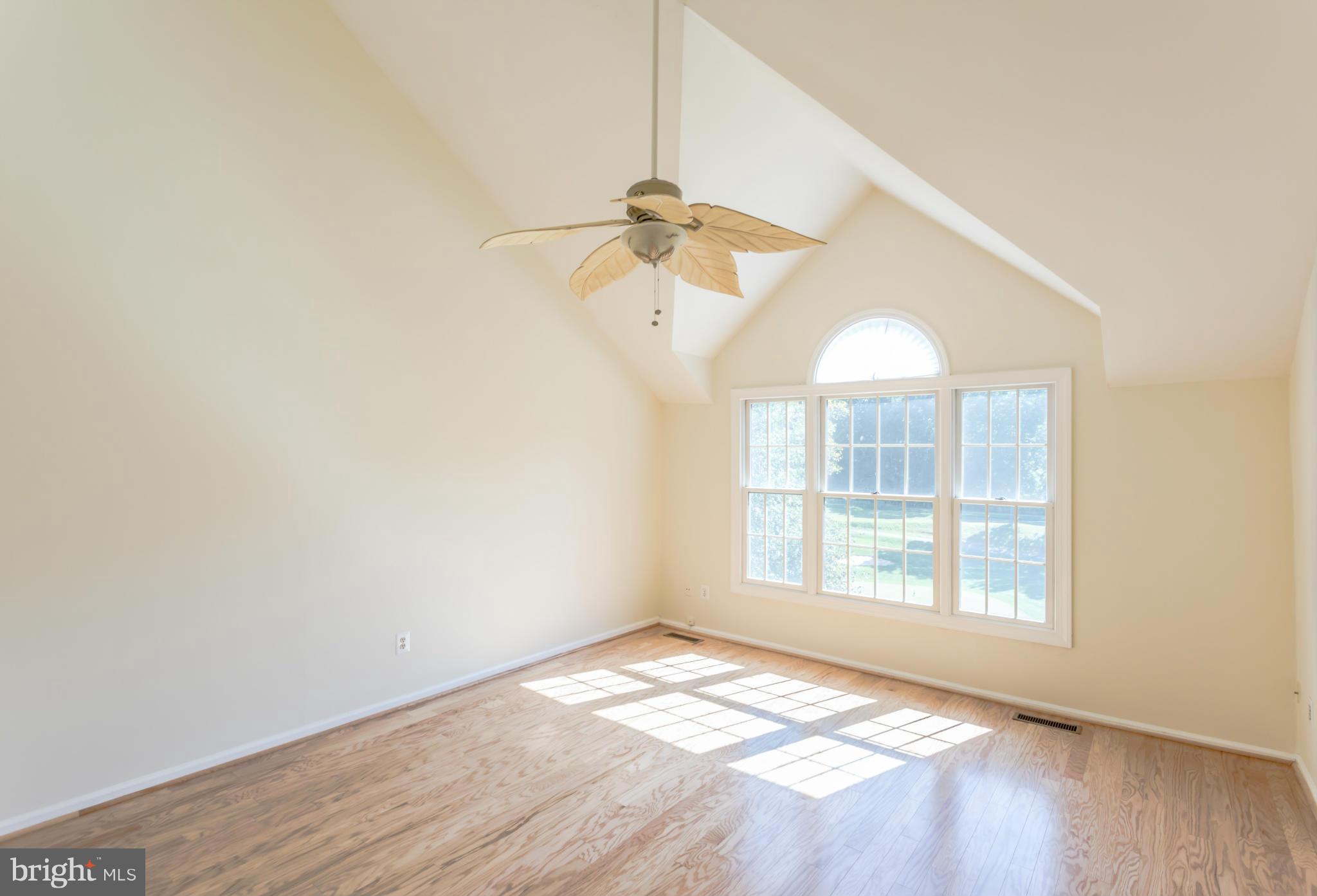 3835 Inverness Road Fairfax, VA 22033 - Photo 11 of 26 Bedroom (Master)