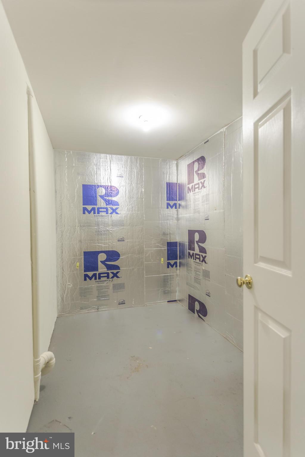 3835 Inverness Road Fairfax, VA 22033 - Photo 24 of 26 Interior (General)