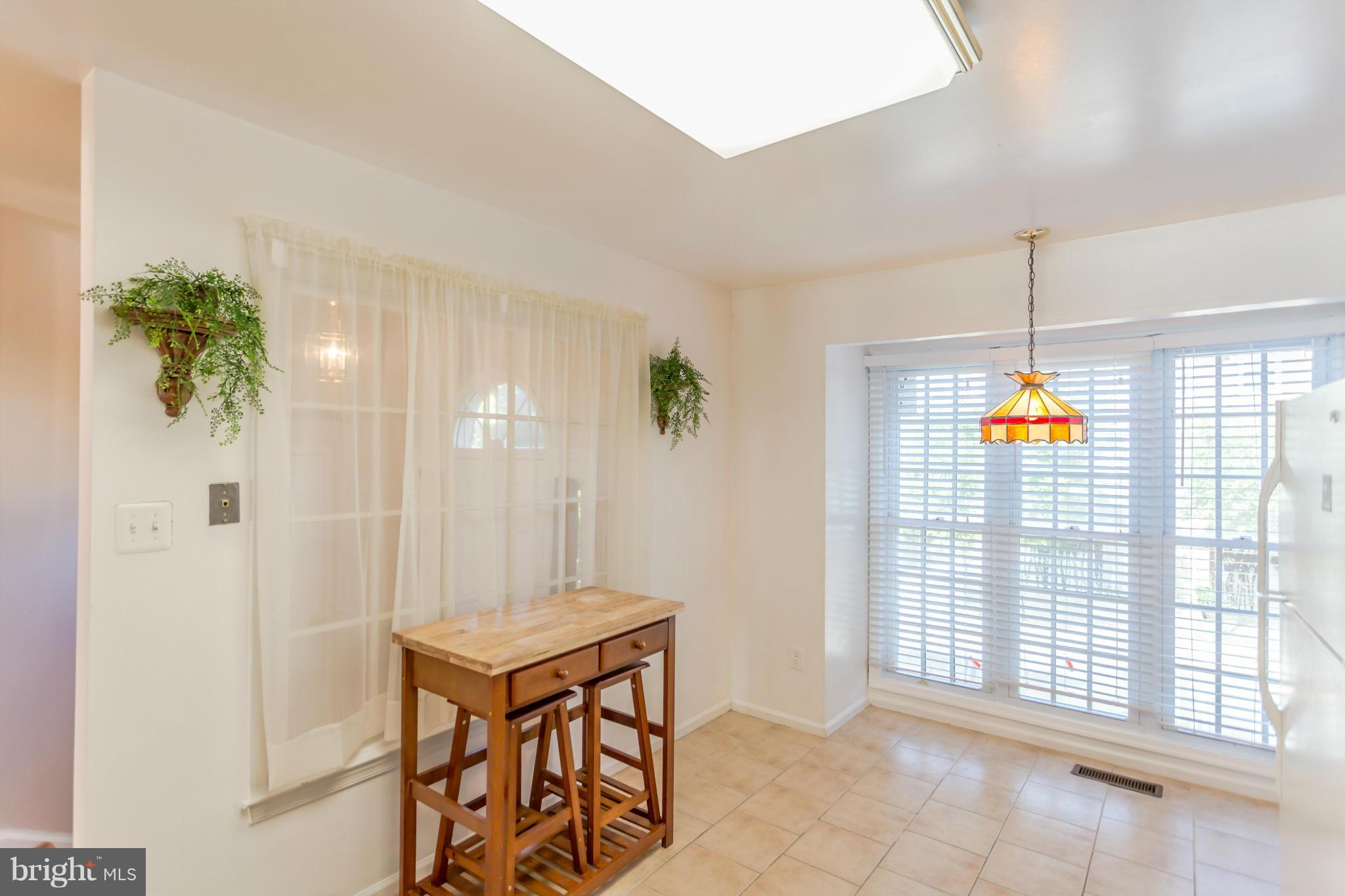 3835 Inverness Road Fairfax, VA 22033 - Photo 5 of 26 Kitchen