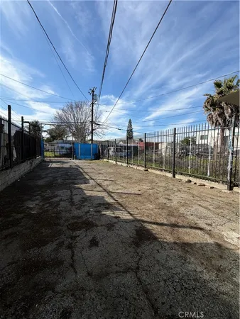 a view of a parking space