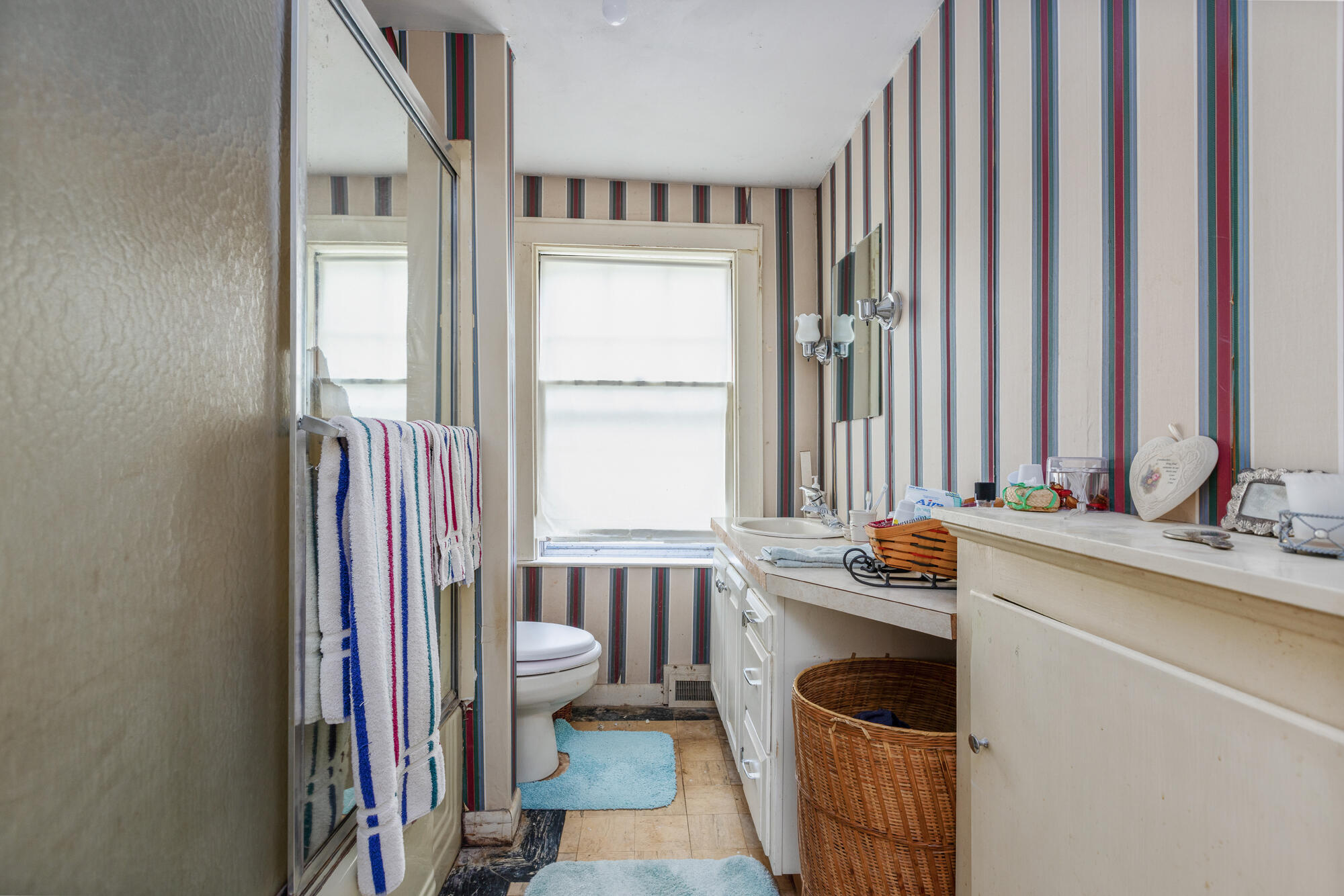 39 Ledge Road South Portland, ME 04106 - Photo 26 of 52 39 Ledge Rd - Interior15