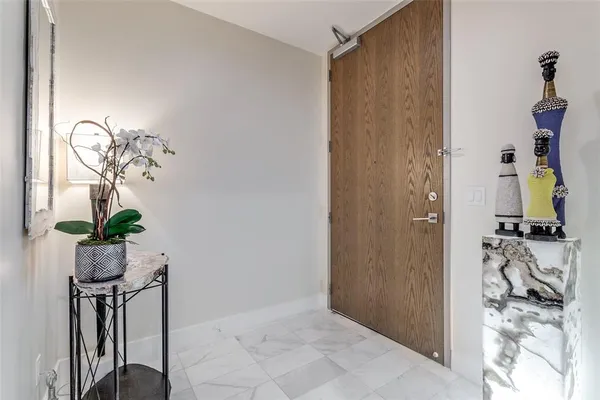 $1,375,000 | 3130 North Harwood Street, Unit 1604, Dallas, TX 75201