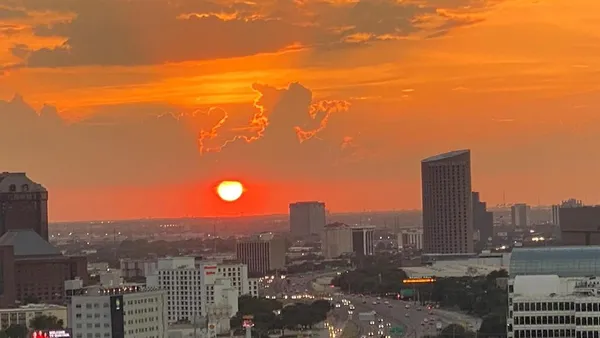 $1,375,000 | 3130 North Harwood Street, Unit 1604, Dallas, TX 75201