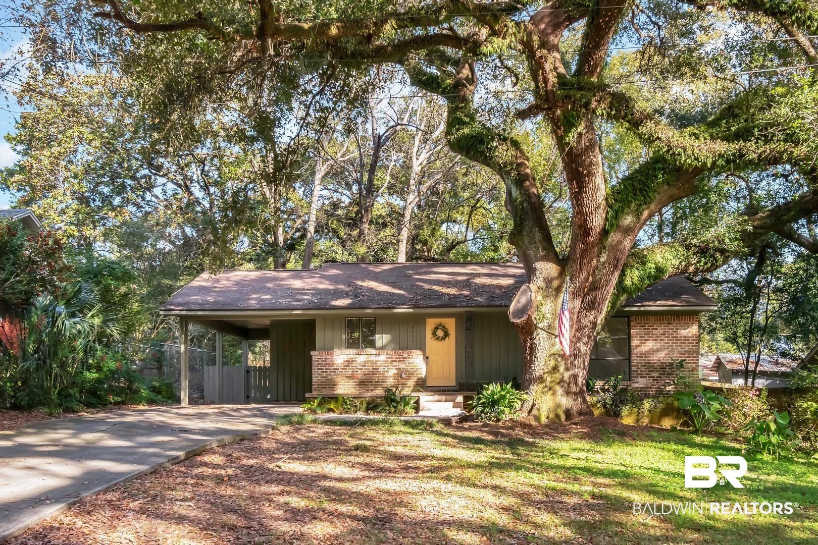 2460 Lilac Avenue Mobile, AL 36606 - Photo 1 of 21