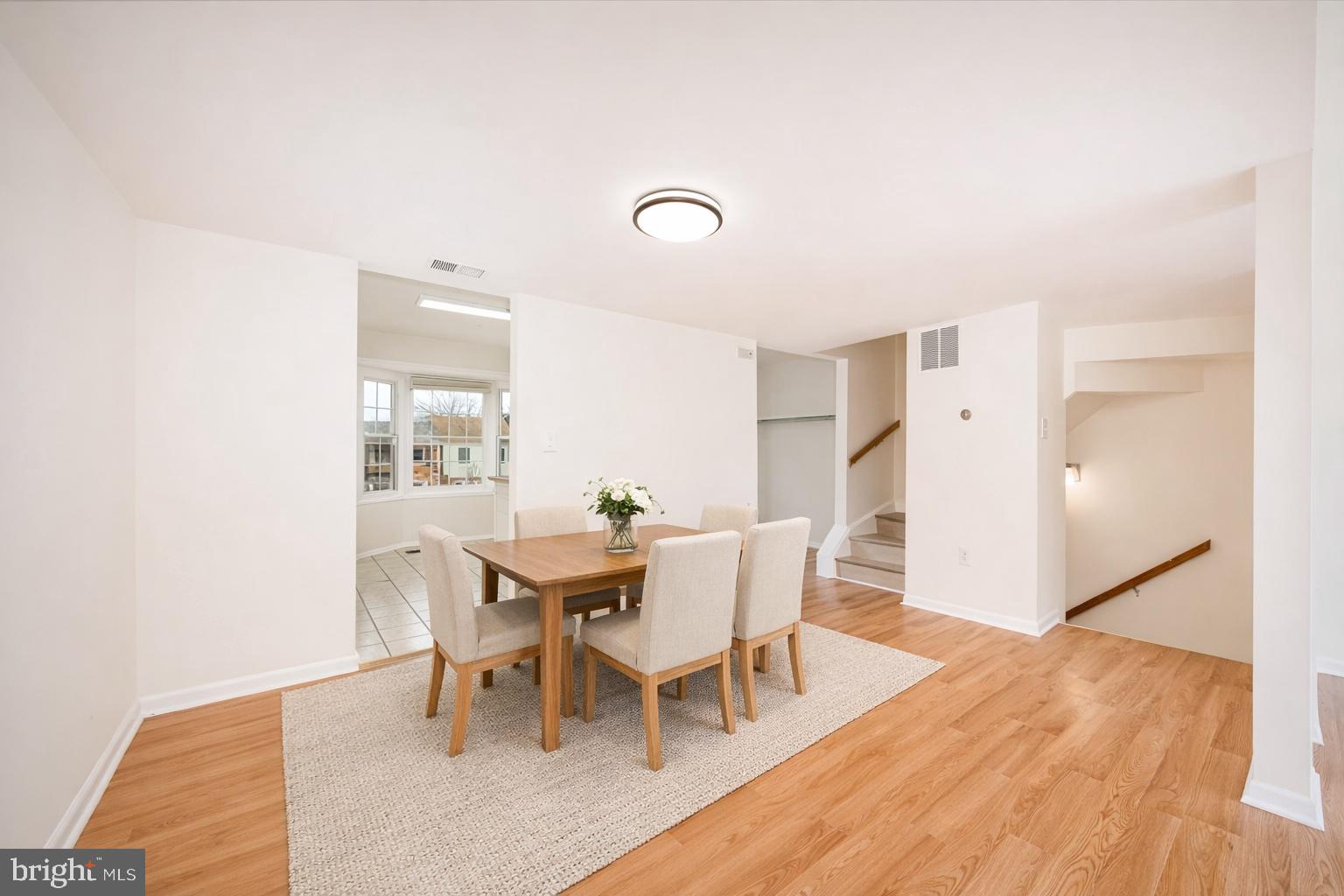 63 Timber Rock Road Gaithersburg, MD 20878 - Photo 11 of 51 Virtually Staged Dining Room