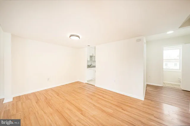 $2,700 | 63 Timber Rock Road, Gaithersburg, MD 20878