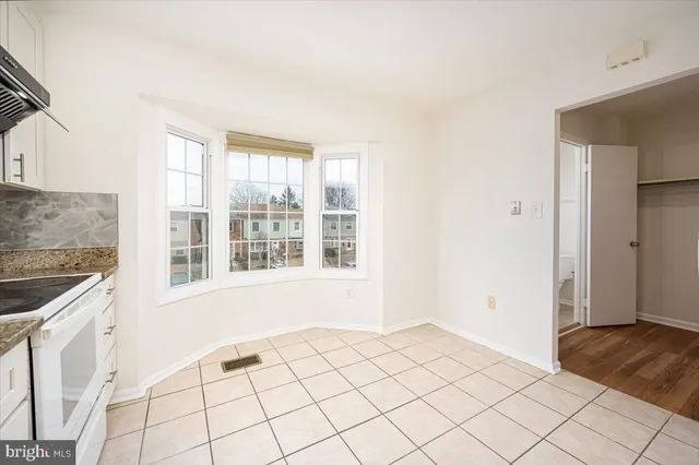 $2,700 | 63 Timber Rock Road, Gaithersburg, MD 20878