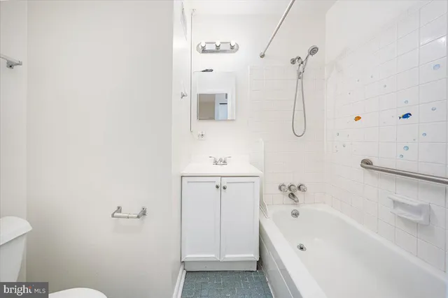 $2,700 | 63 Timber Rock Road, Gaithersburg, MD 20878