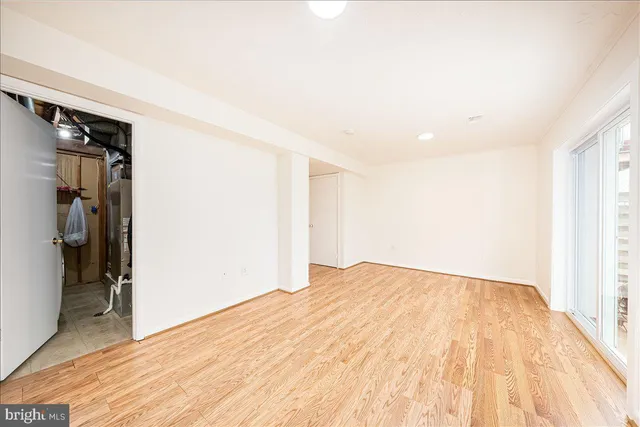 $2,700 | 63 Timber Rock Road, Gaithersburg, MD 20878