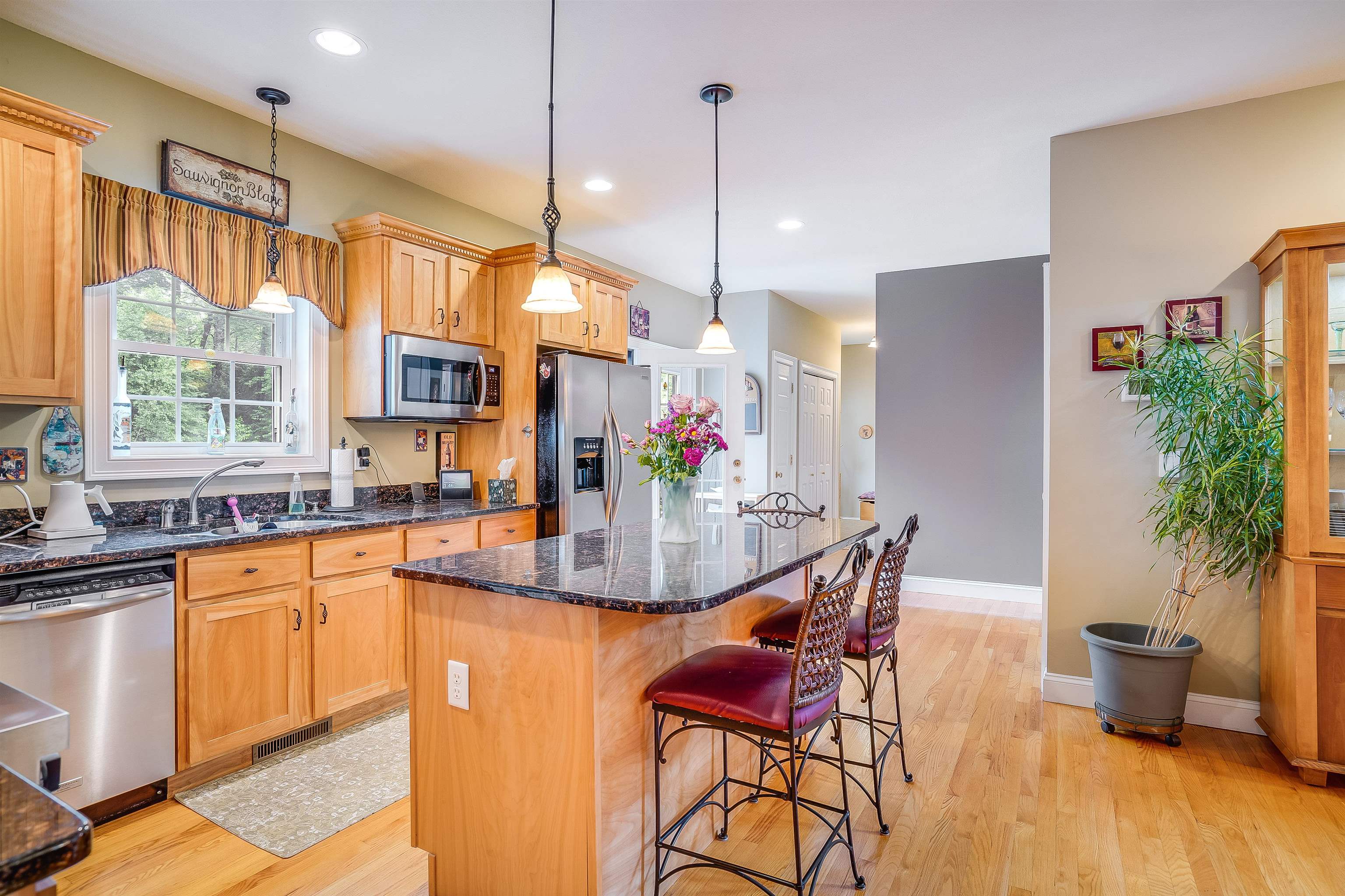 573 Bedford Road New Boston, NH 03070 - Photo 13 of 40 Gallery Image 13