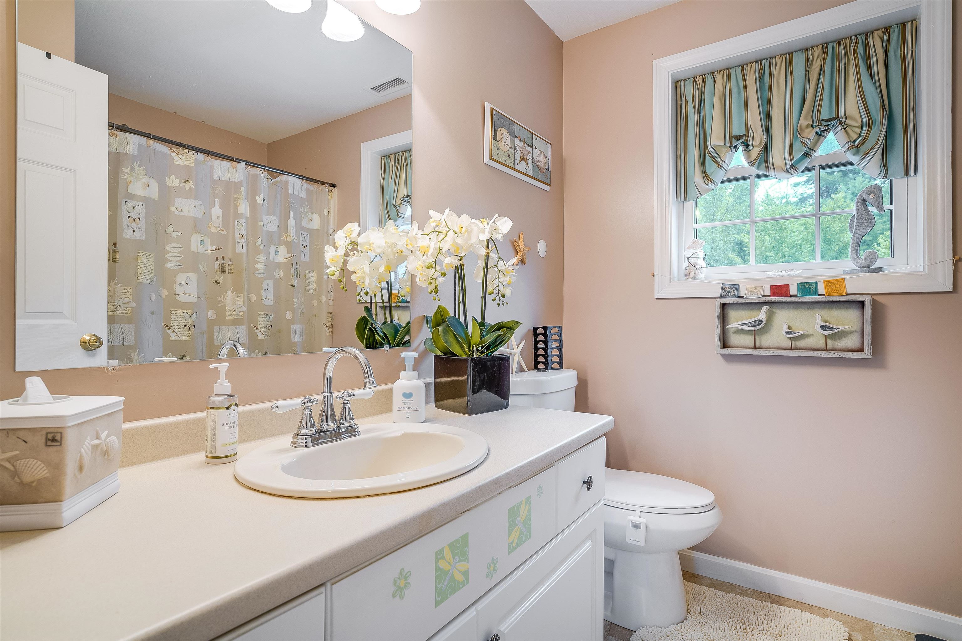 573 Bedford Road New Boston, NH 03070 - Photo 20 of 40 Gallery Image 20