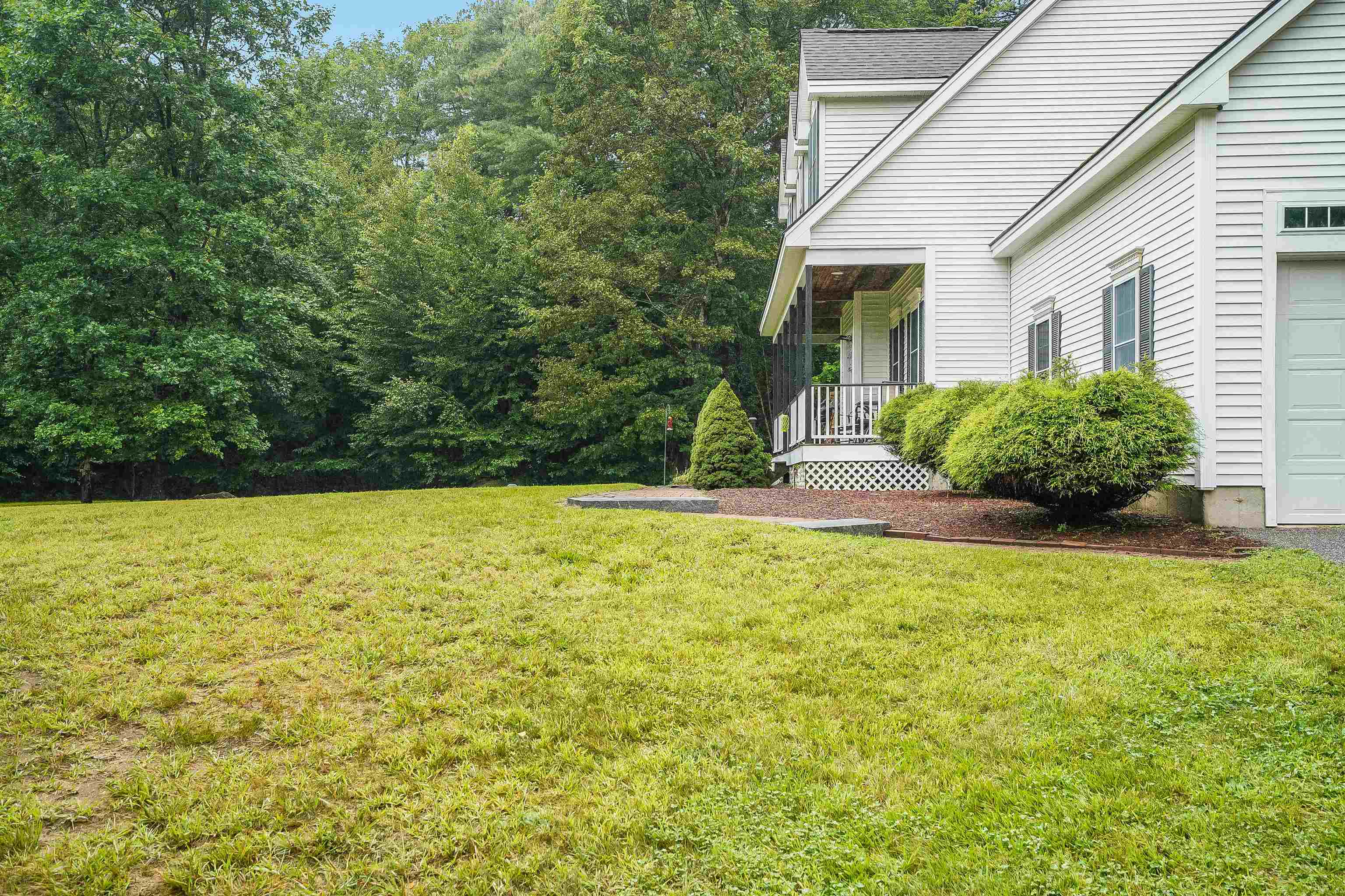 573 Bedford Road New Boston, NH 03070 - Photo 31 of 40 Gallery Image 31
