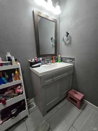 $135,000 | 2963 Santa Rosa Avenue, Unit C12, Santa Rosa, CA 95407