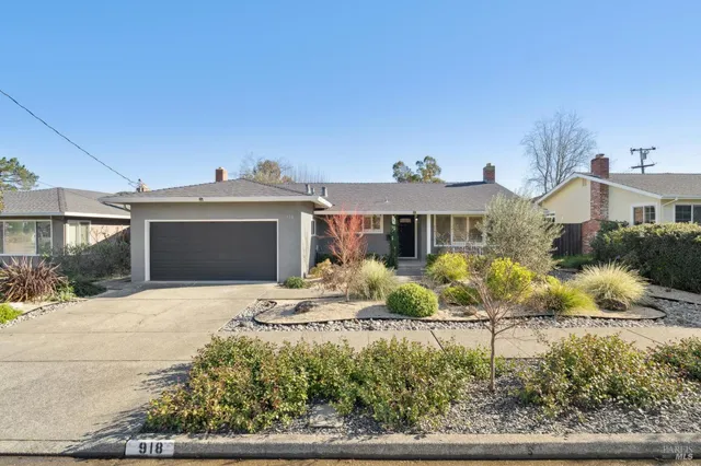 $5,800 | 918 Las Pavadas Avenue, San Rafael, CA 94903