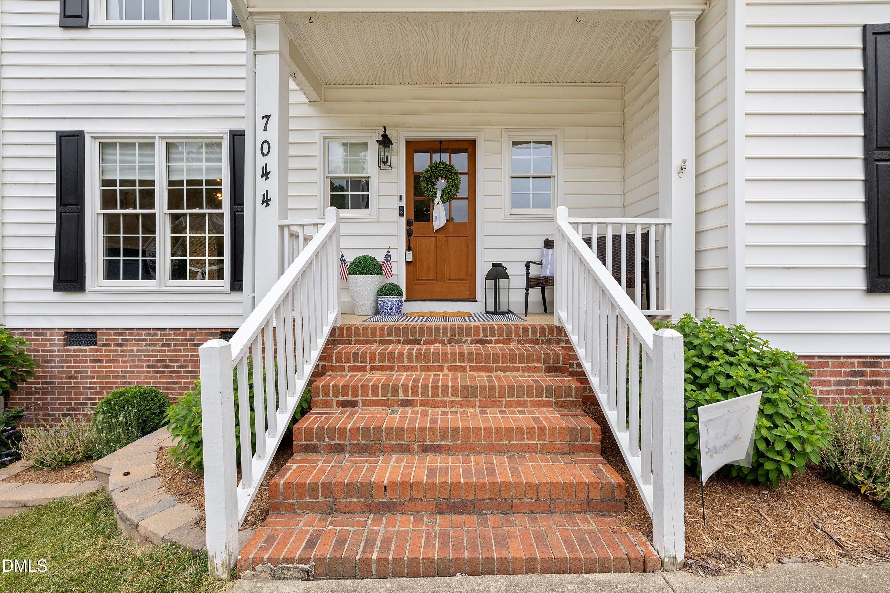 7044 Bellard Court Raleigh, NC 27617 - Photo 5 of 50