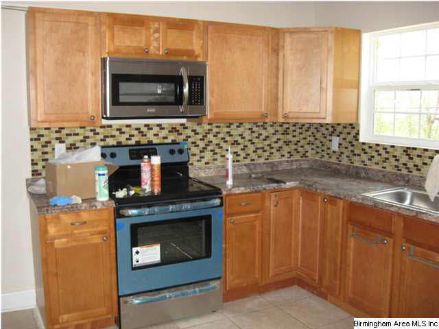 413 50th Street West Anniston, AL 36206 - Photo 4 of 6