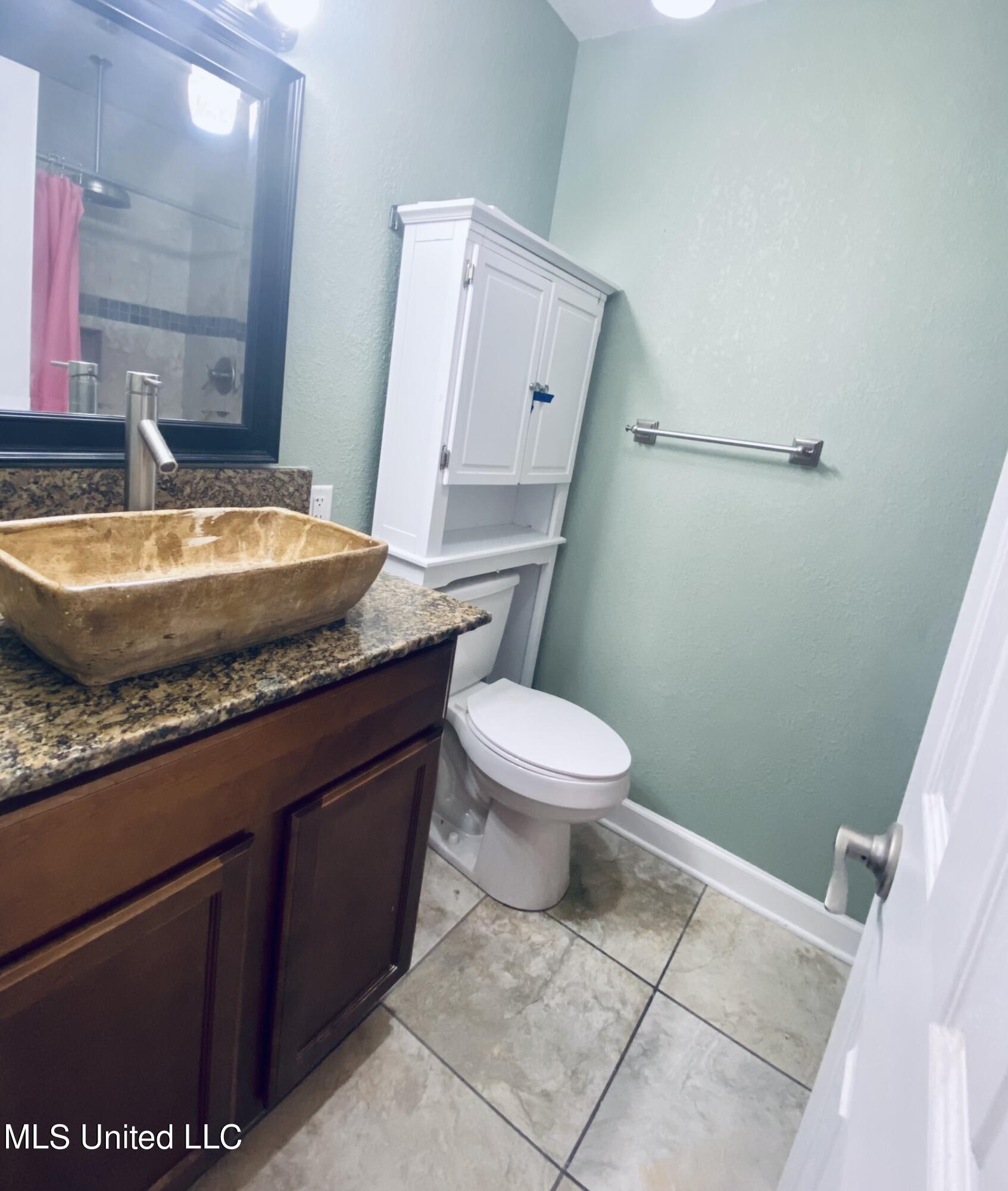 928 Courthouse Road, Unit 39 Gulfport, MS 39507 - Photo 8 of 14 4752E28E-8B34-487E-9626-5664282BB579