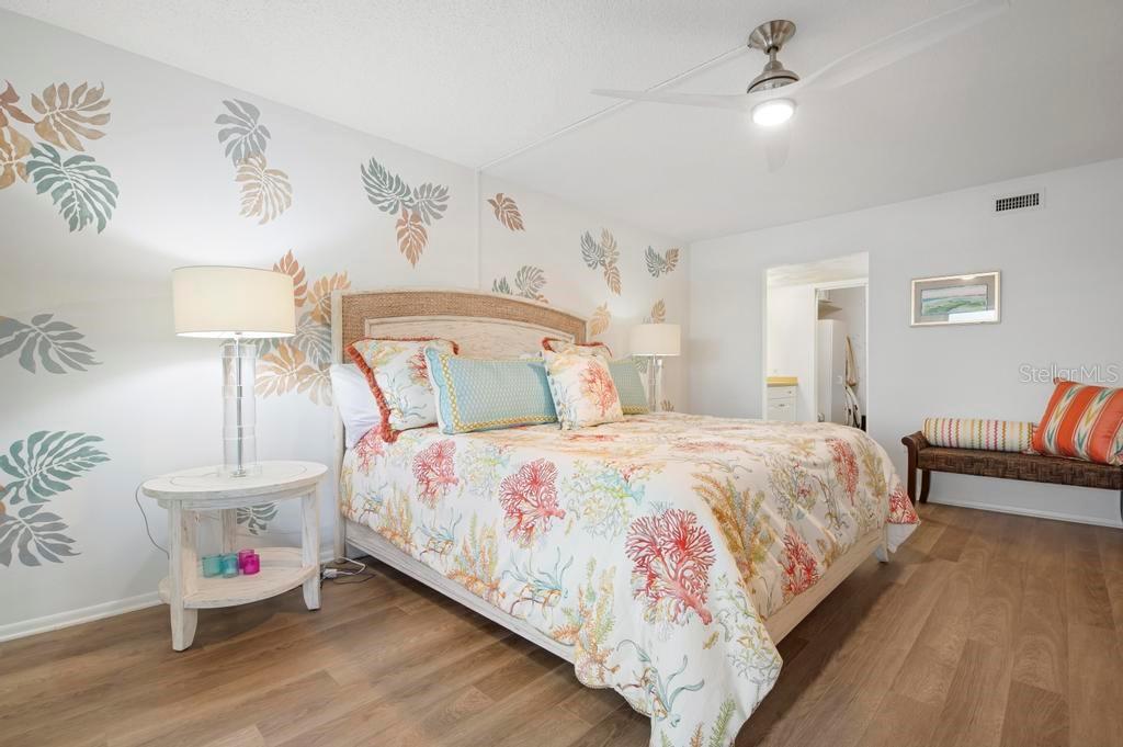 9397 Midnight Pass Road, Unit 404 Sarasota, FL 34242 - Photo 16 of 44 Gallery Image 16