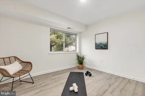 $315,000 | 5115 Crossfield Court, Unit 13, Rockville, MD 20852