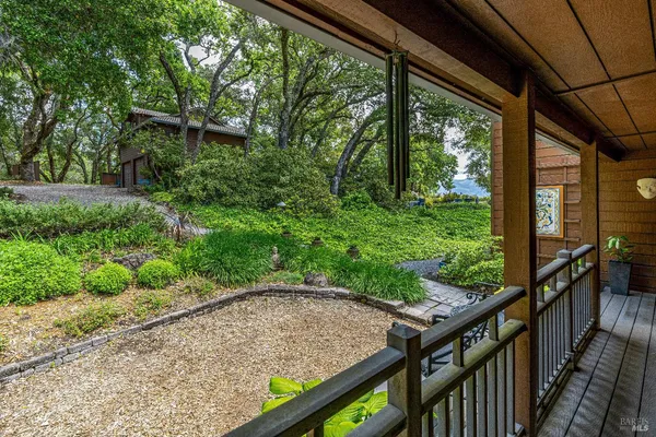 $2,100,000 | 10601 Slattery Road, Glen Ellen, CA 95442