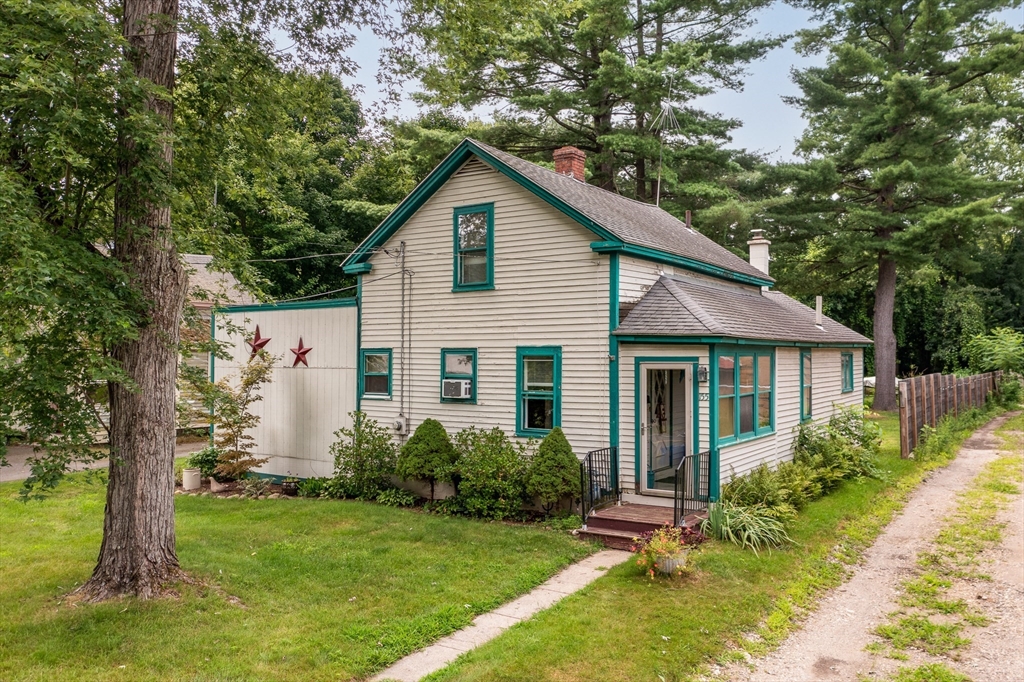 155 Riverside Drive Northampton, MA 01062 - Photo 1 of 30