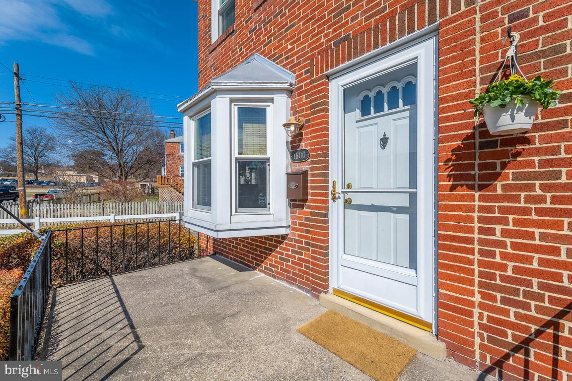 1600 Hardwick Road Towson, MD 21286 - Photo 4 of 34 Large, convenient front porch