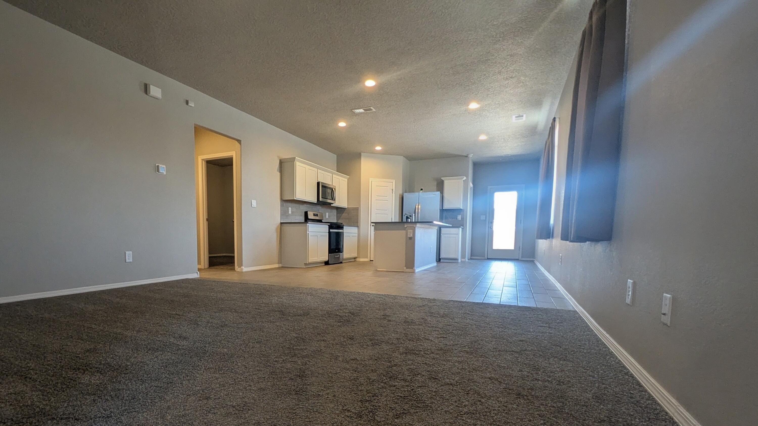 748 Amatista Loop Southeast Rio Rancho, NM 87124 - Photo 2 of 8 Gallery Image 2