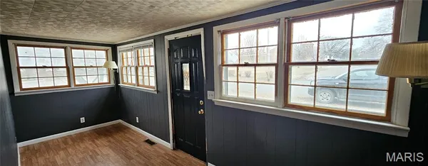 $94,900 | 217 South Lincoln Street, East Prairie, MO 63845