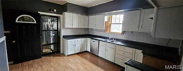 $94,900 | 217 South Lincoln Street, East Prairie, MO 63845