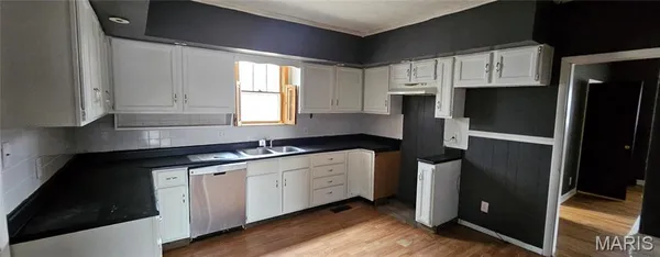 $94,900 | 217 South Lincoln Street, East Prairie, MO 63845