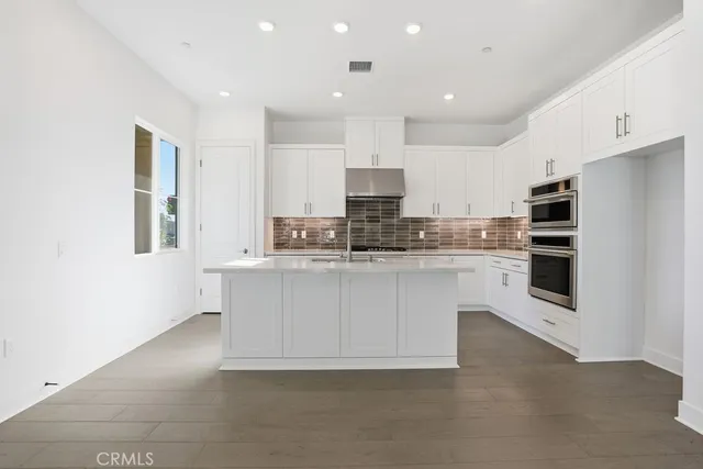 $1,699,990 | 673 Beacon, Irvine, CA 92618