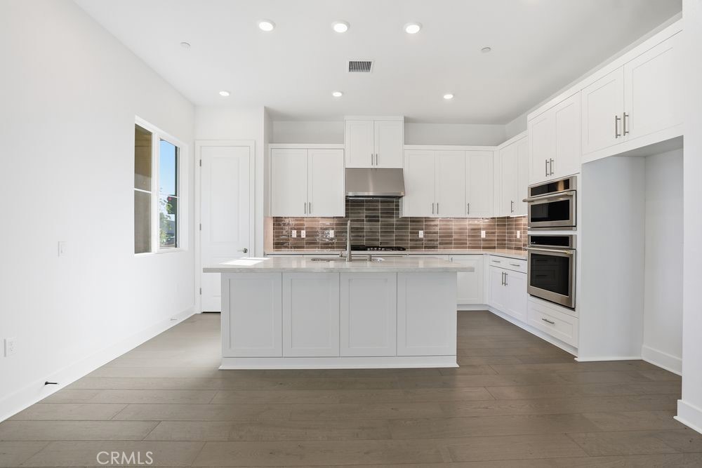 673 Beacon Irvine, CA 92618 - Photo 5 of 21 673 Beacon - Ready Now!