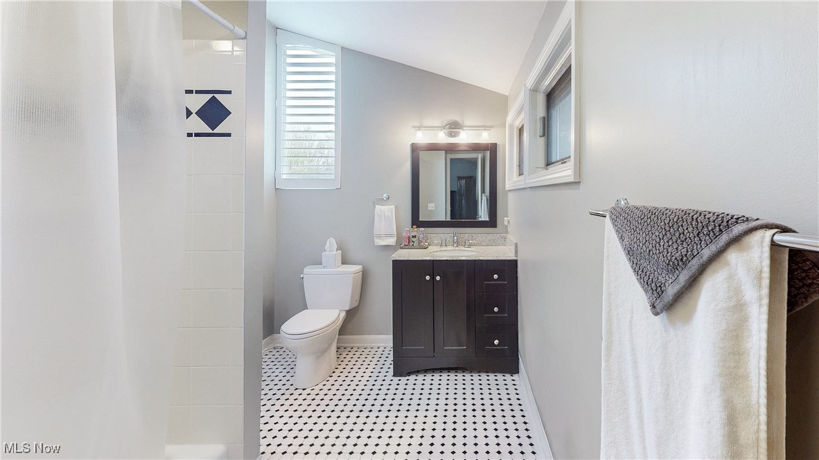 398 Hickory Hill Road Chagrin Falls, OH 44022 - Photo 29 of 39 Gallery Image 29