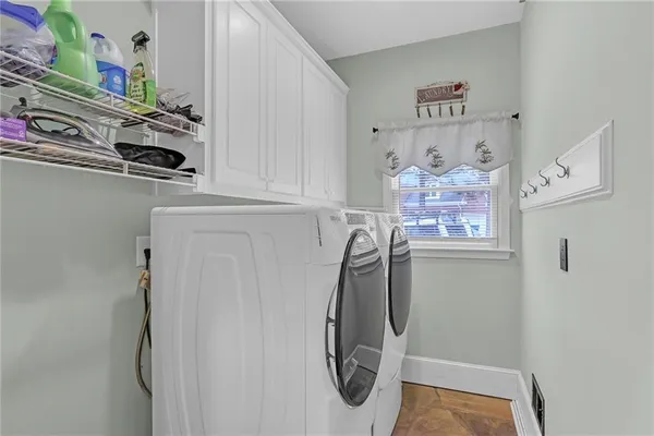 a view of a storage & utility room