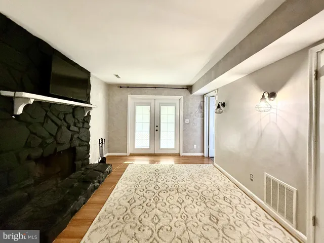 $2,800 | 116 Pewter Lane, Stafford, VA 22554