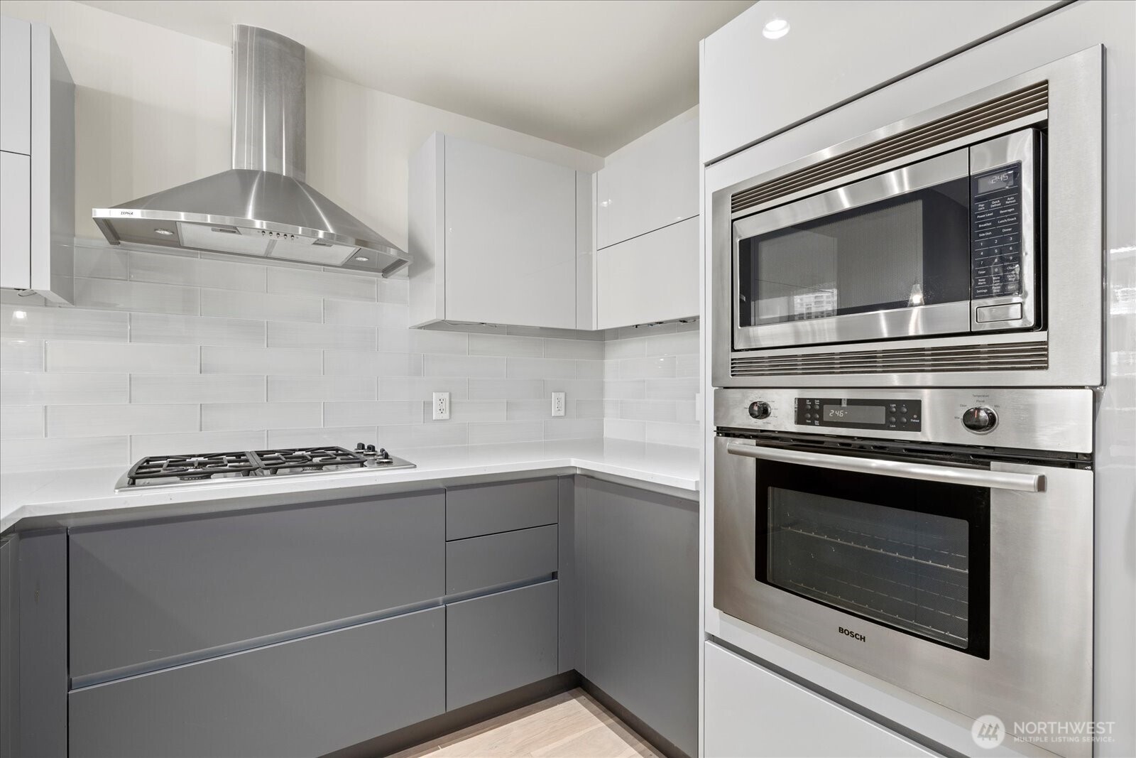 737 Olive Way, Unit 1903 Seattle, WA 98101 - Photo 15 of 40