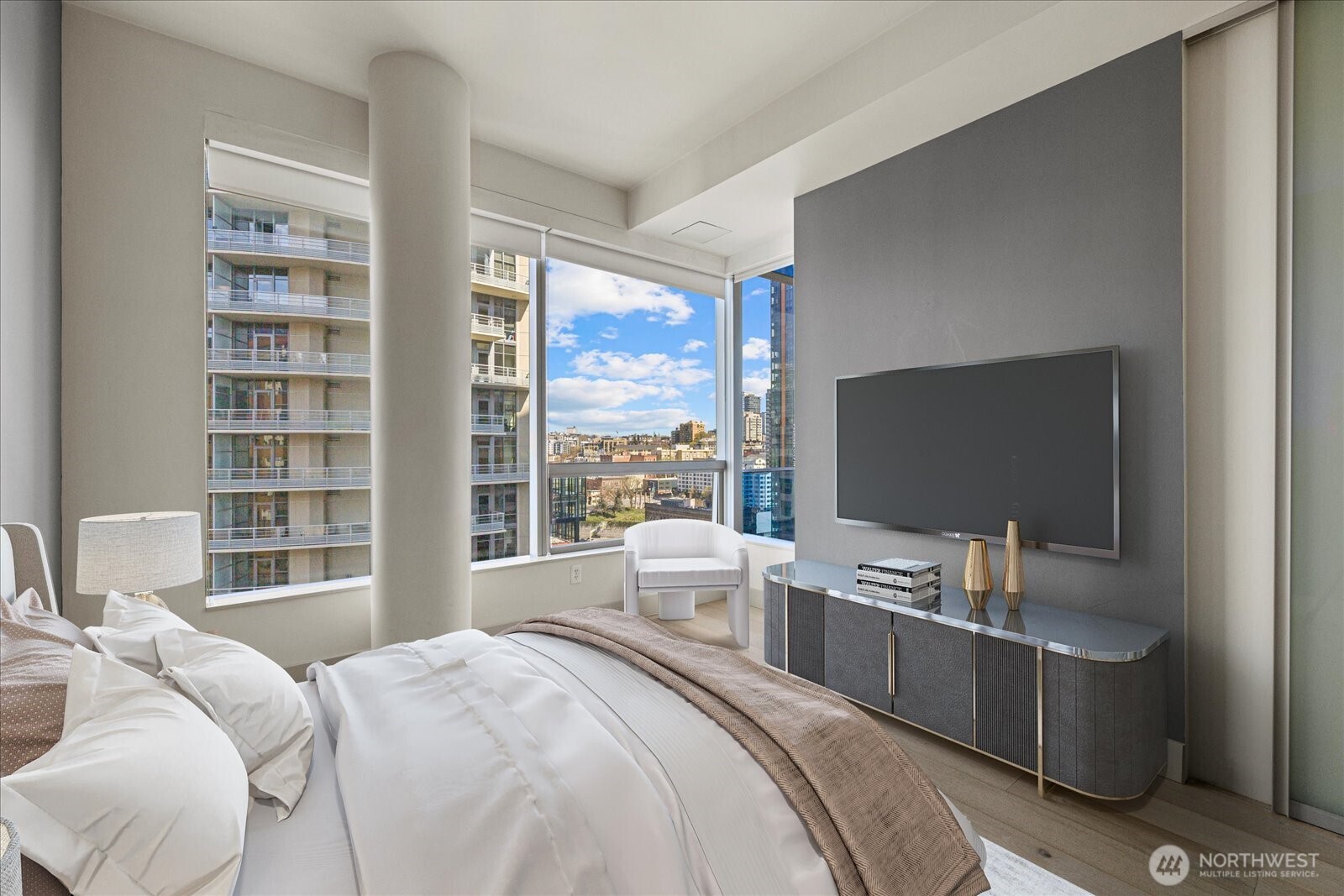 737 Olive Way, Unit 1903 Seattle, WA 98101 - Photo 27 of 40