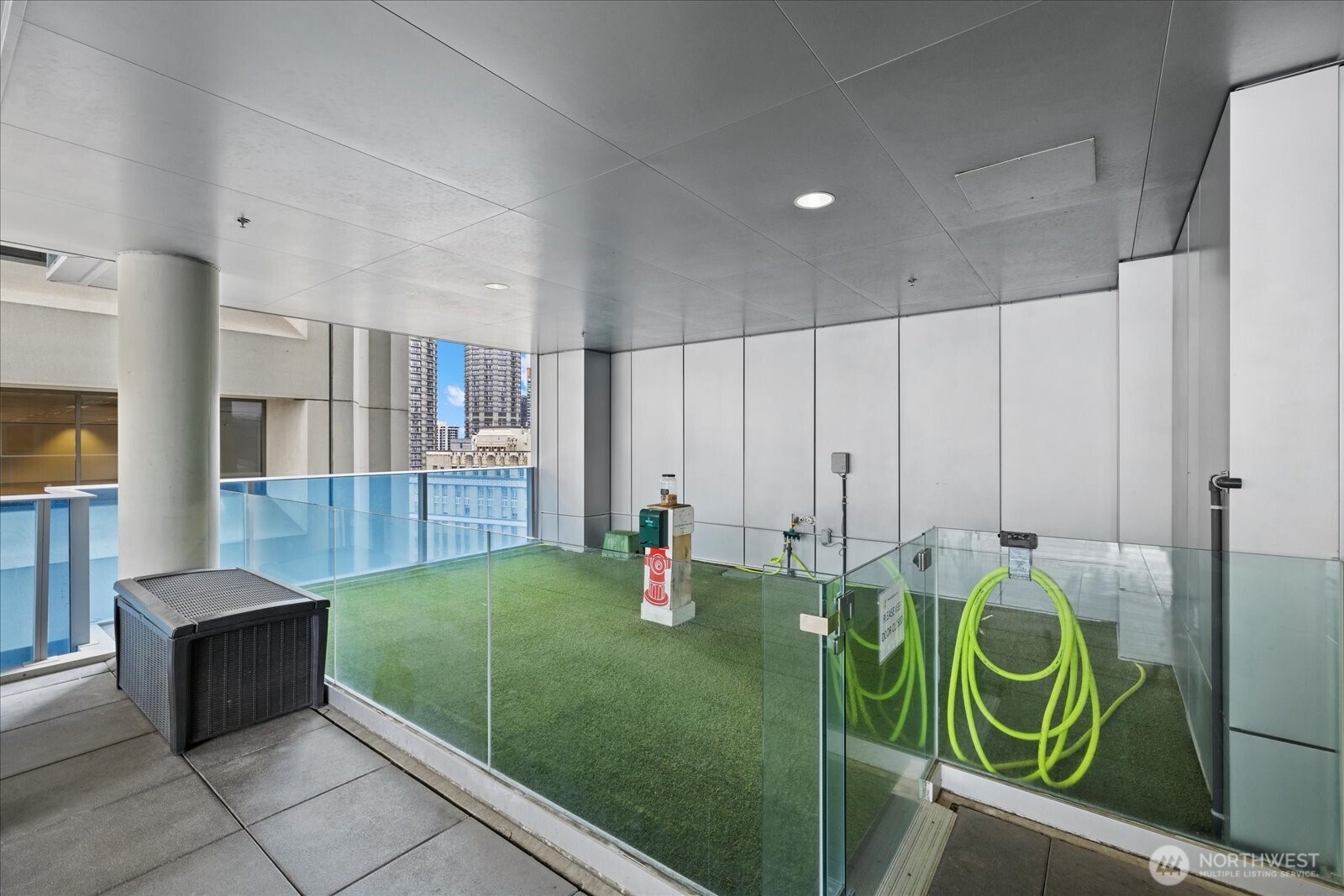 737 Olive Way, Unit 1903 Seattle, WA 98101 - Photo 36 of 40