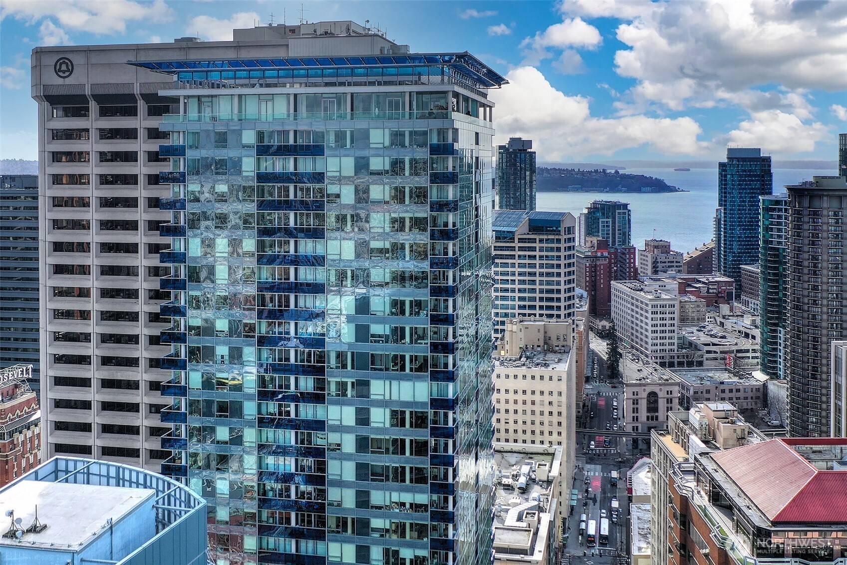 737 Olive Way, Unit 1903 Seattle, WA 98101 - Photo 40 of 40