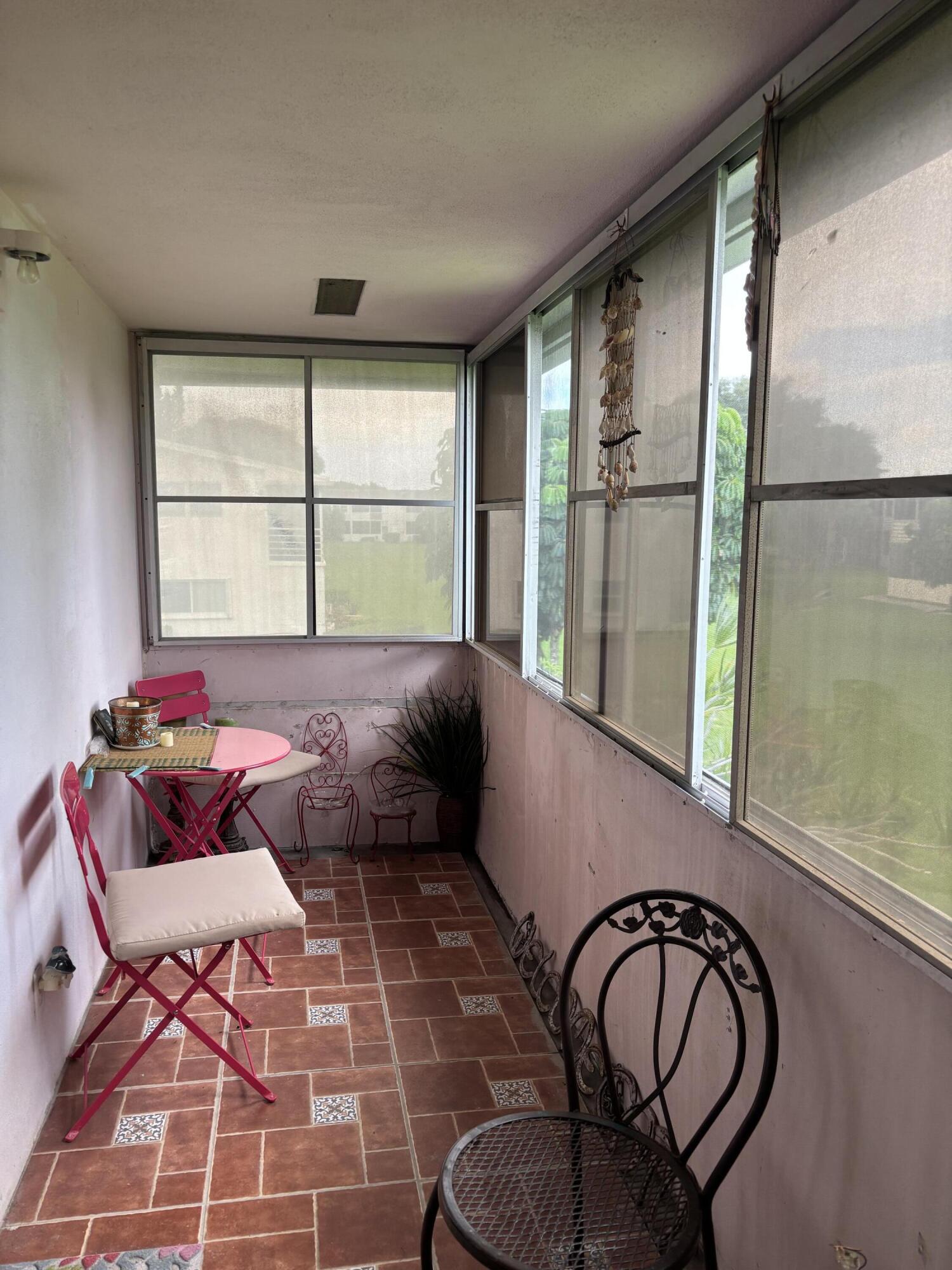 287 Camden L, Unit 287 West Palm Beach, FL 33417 - Photo 15 of 18 LINAI AREA